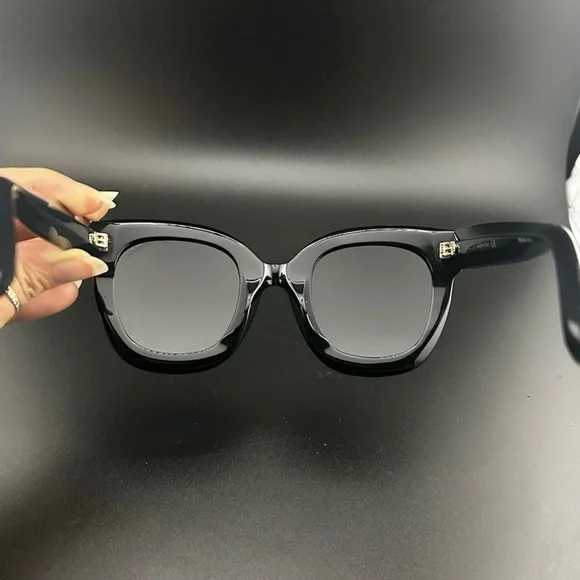 GUCCI GG0208S Round Frame Star Grey Gradient Black Sunglasses - Picture 5 of 16